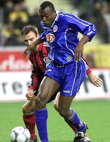 从运动场到 从运动场到